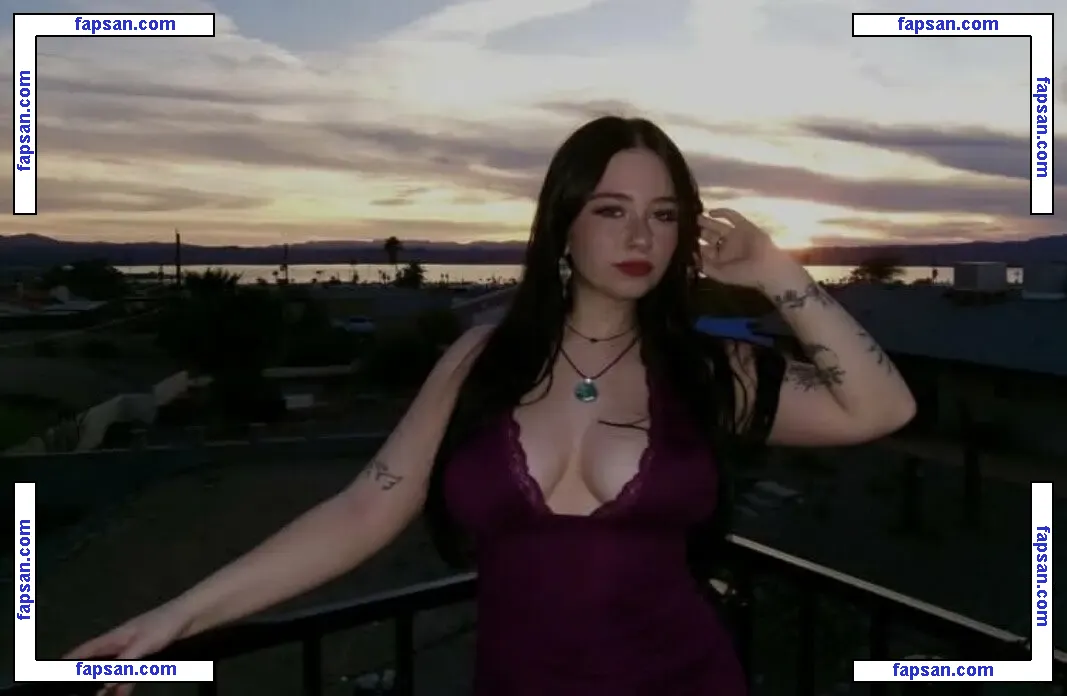 Allie Spone голая фото #0002 с Онлифанс