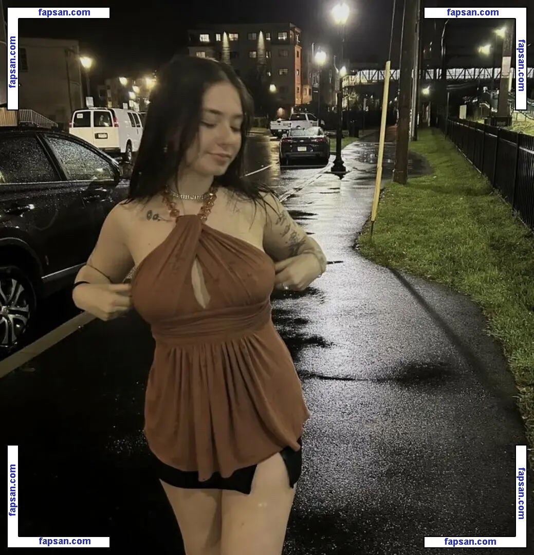 Allie Spone голая фото #0004 с Онлифанс