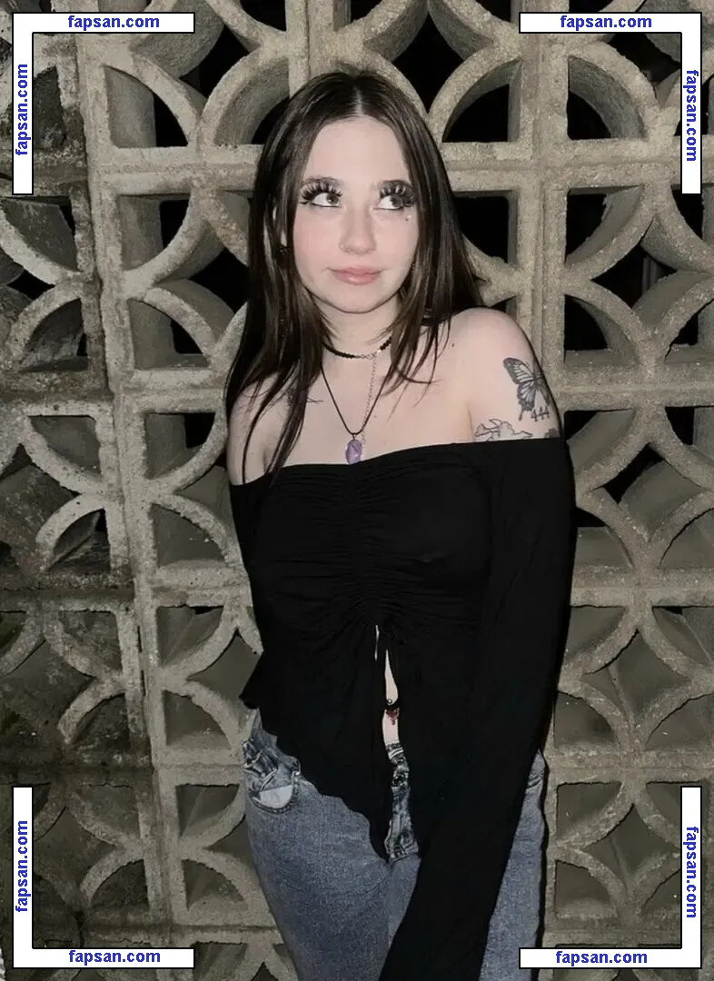 Allie Spone голая фото #0009 с Онлифанс