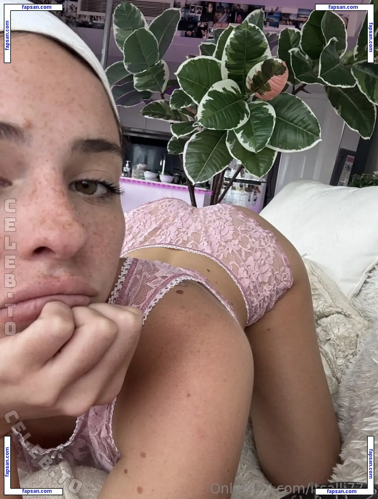 Alliyah Davison nude photo #0010 from OnlyFans