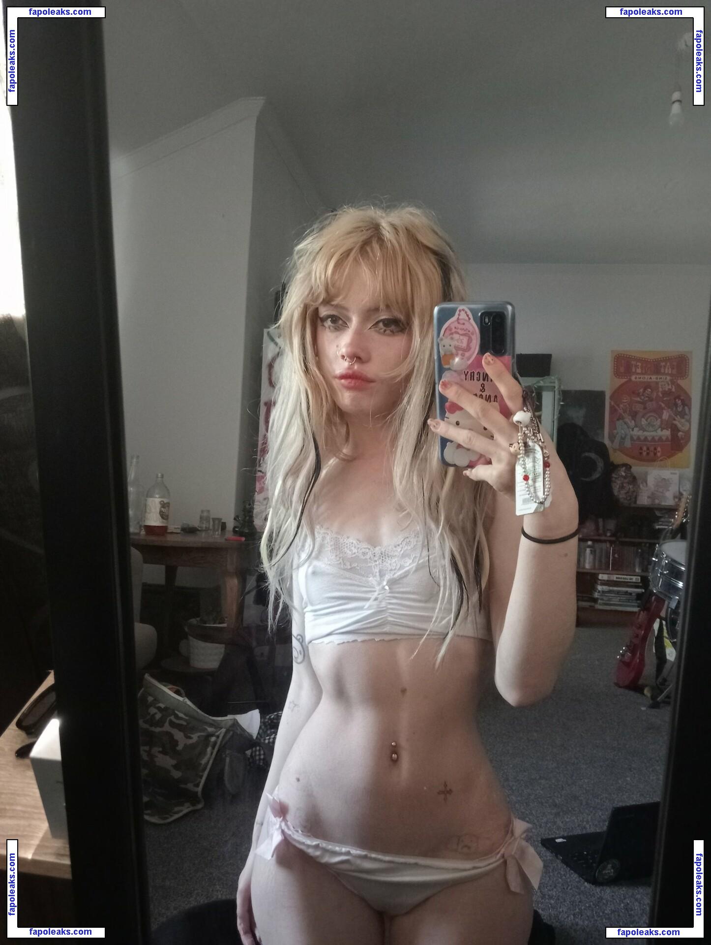 allmyheartbear / +:｡.ruby ʚ ♡ ɞ ⋆ ✧.｡ / myarykerx / usakumyawhore / usakyumawhore nude photo #0038 from OnlyFans