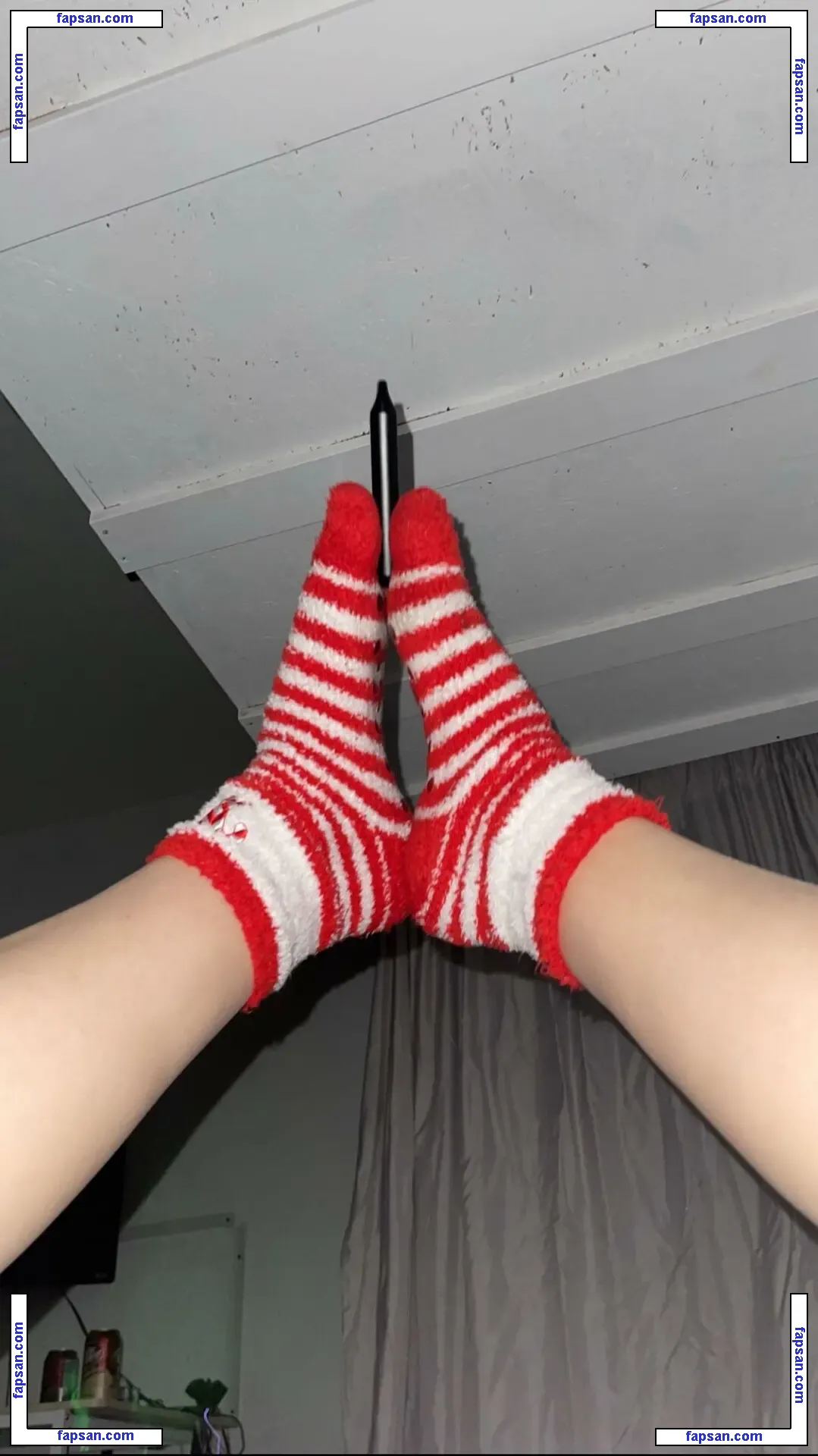 Ally_solez nude photo #0021 from OnlyFans