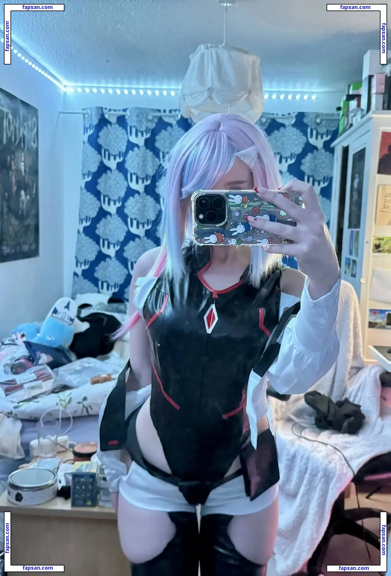 Allykitti голая фото #0022 с Онлифанс