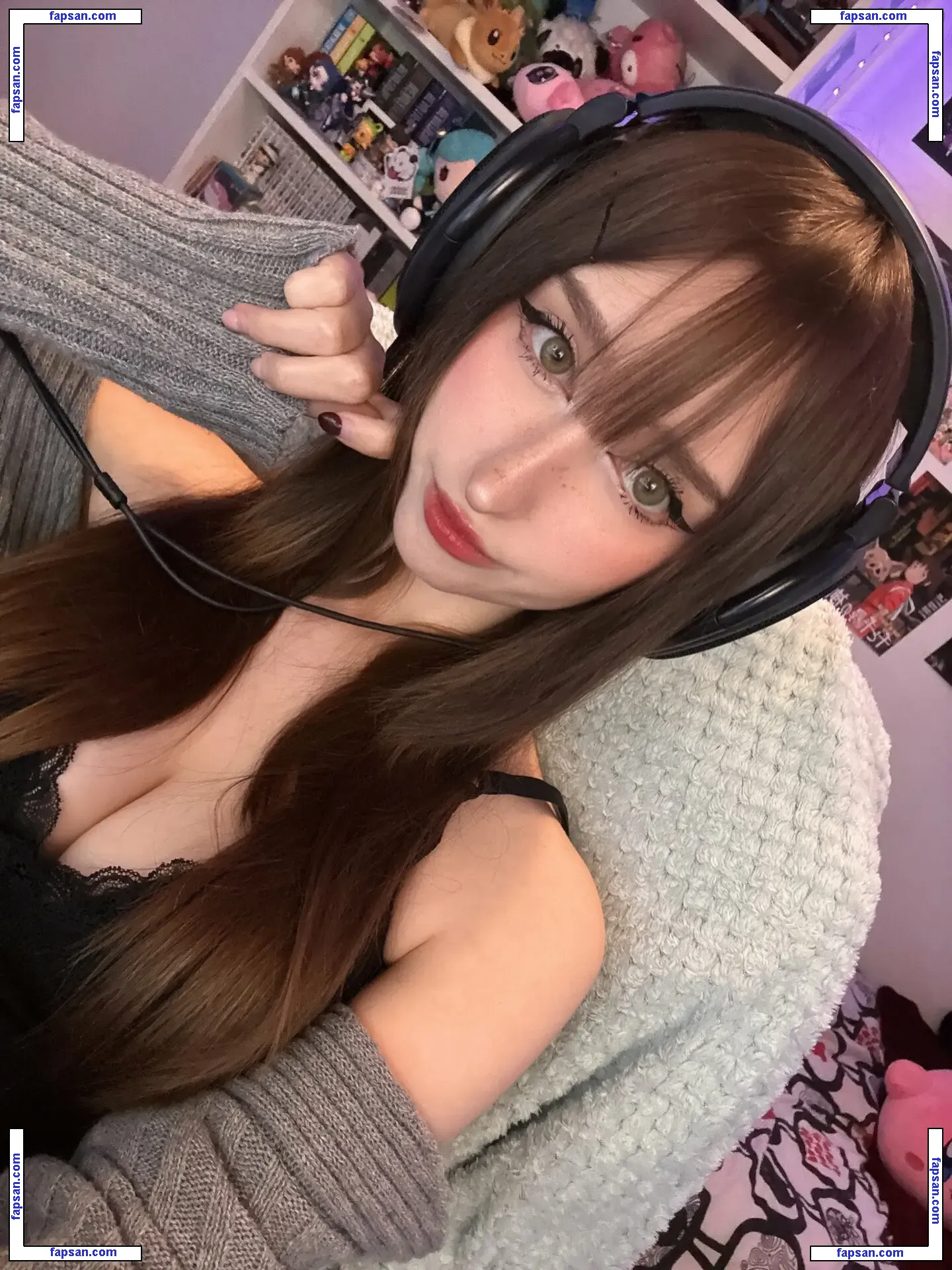 Allykitti nude photo #0070 from OnlyFans