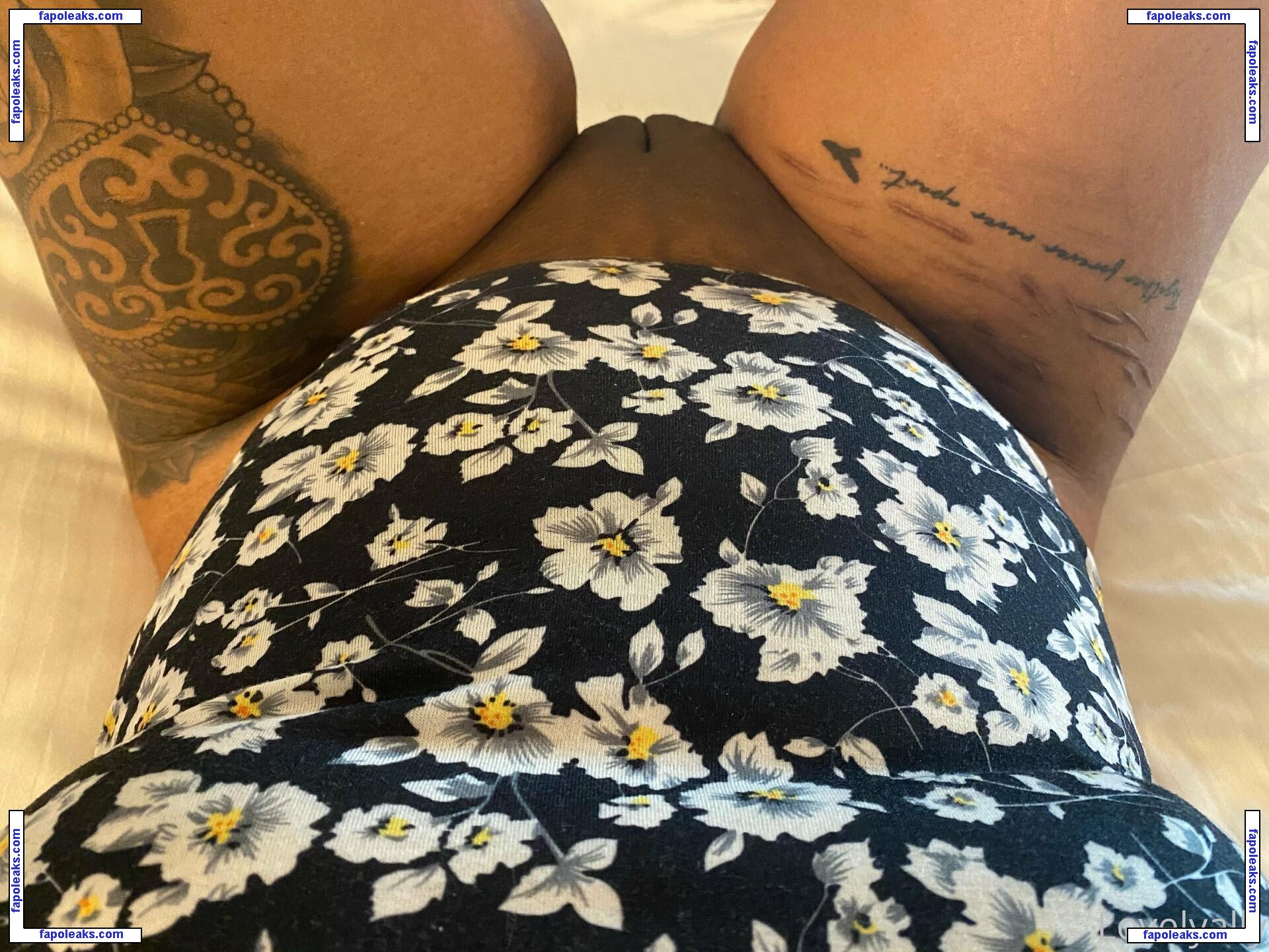 allysquirtss / allysquicc nude photo #0011 from OnlyFans