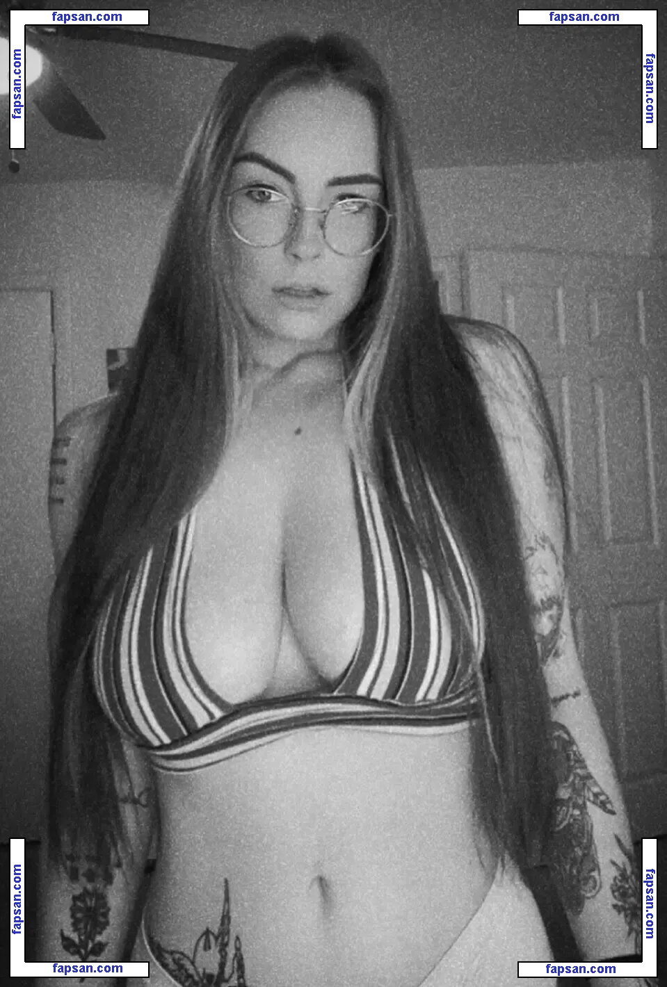 allyuhhb nude photo #0004 from OnlyFans