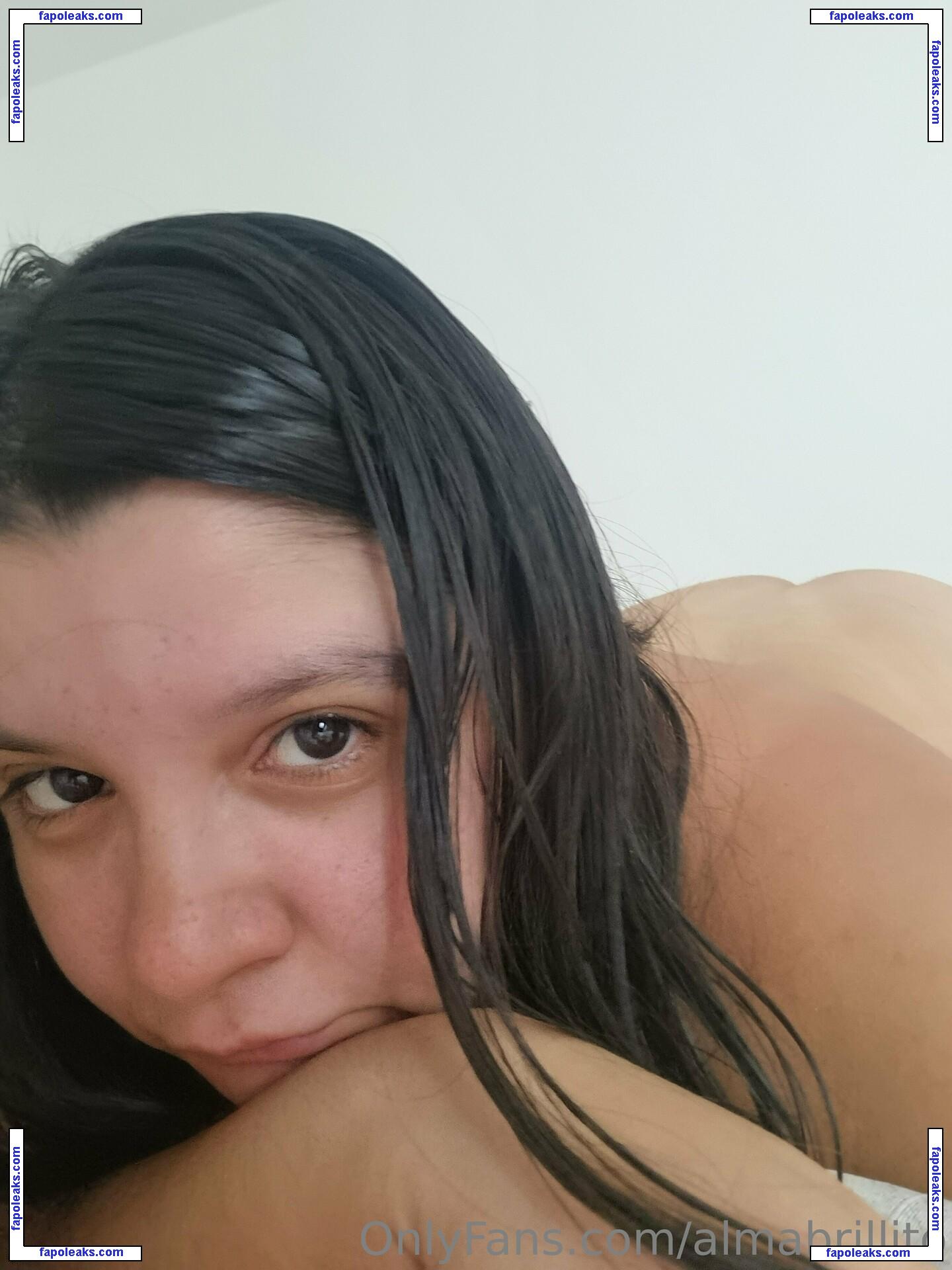 almabrillito / amarillitobrillito nude photo #0018 from OnlyFans