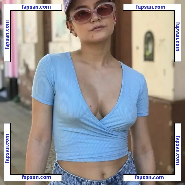 almagustina nude photo #0037 from OnlyFans