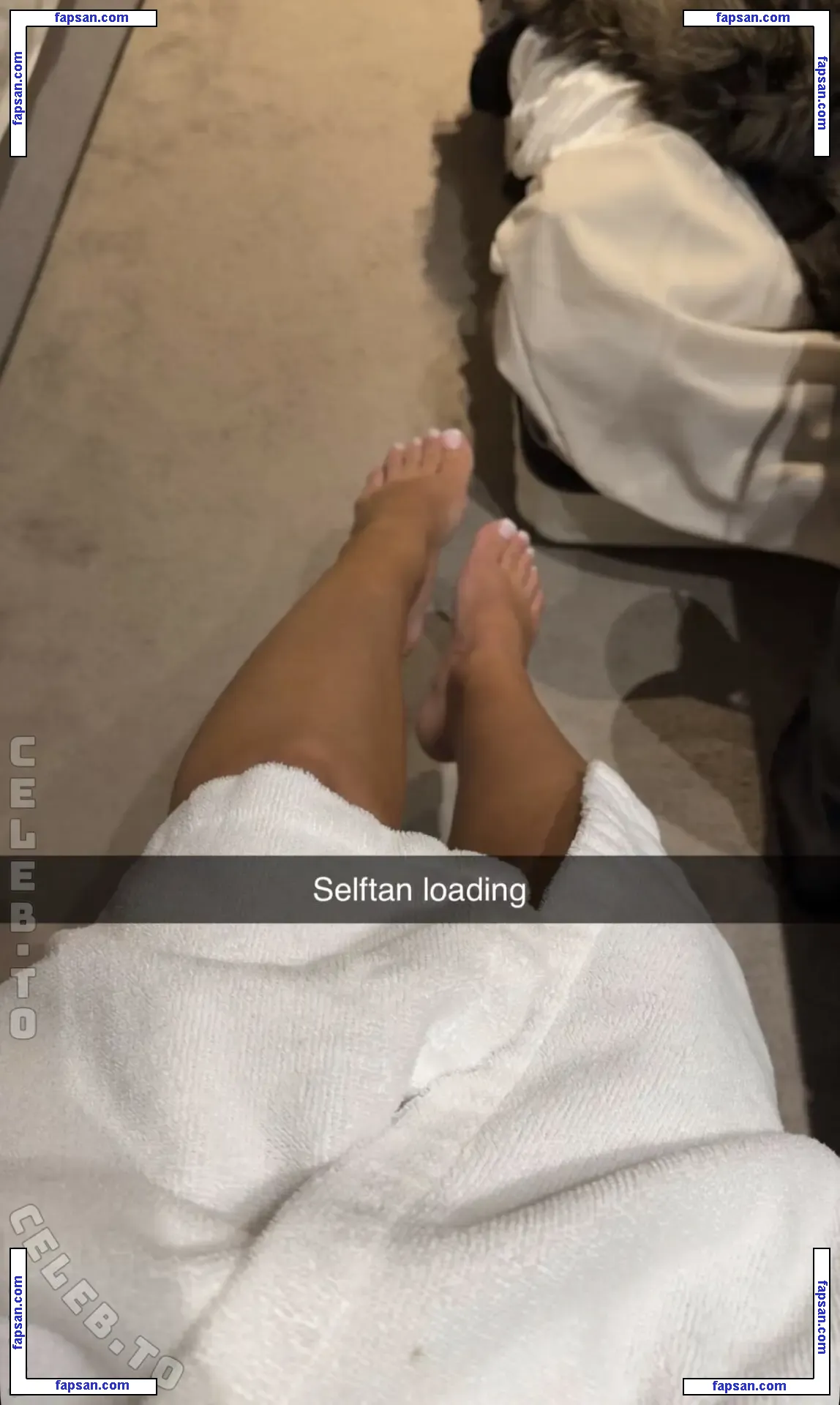 Almira Azemi голая фото #0012 с Онлифанс