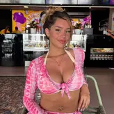 Almira Azemi голая #0002