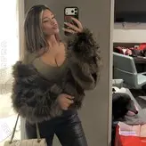 Almira Azemi голая #0004