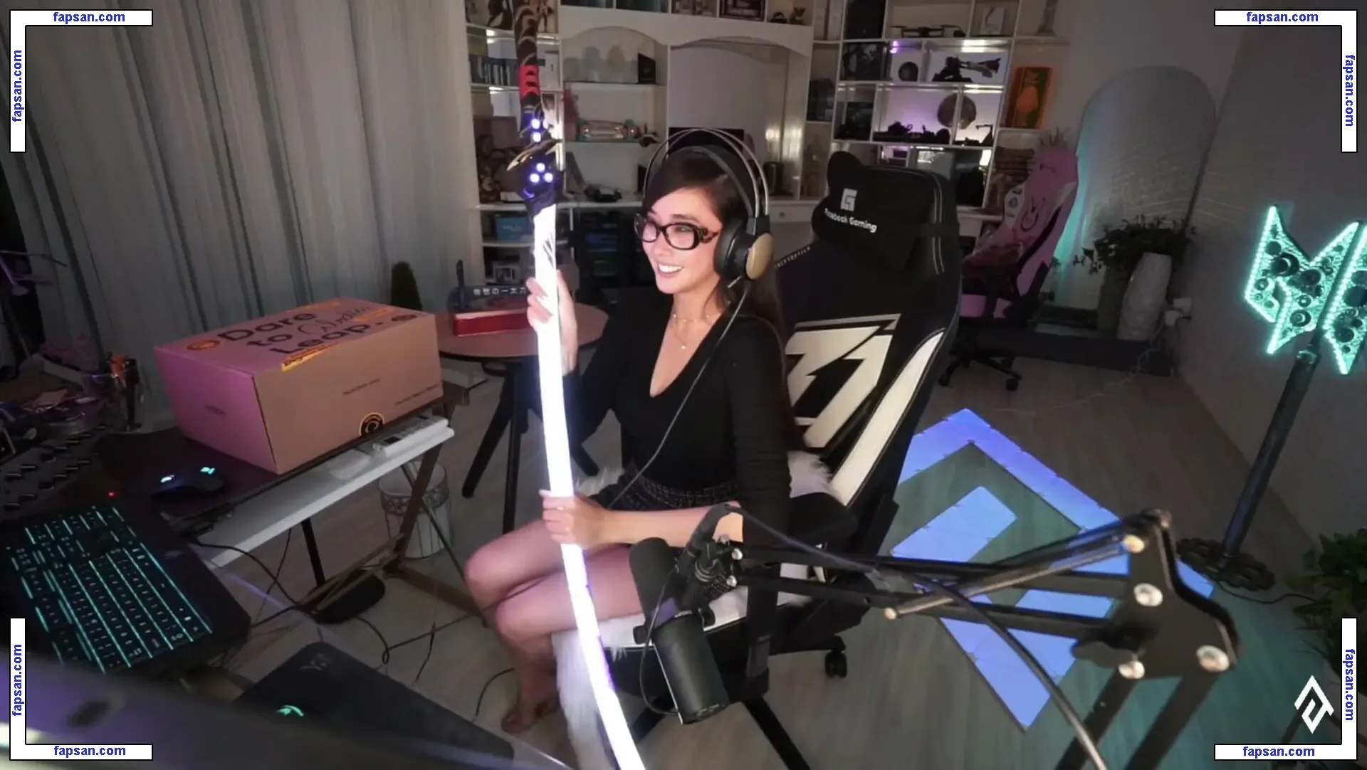 Alodia Gosiengfiao nude photo #0011 from OnlyFans