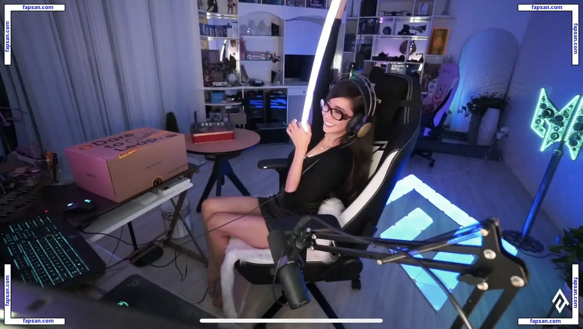 Alodia Gosiengfiao nude photo #0015 from OnlyFans