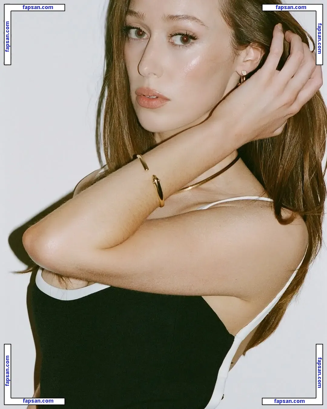 Alycia Debnam-Carey nude photo #0535 from OnlyFans