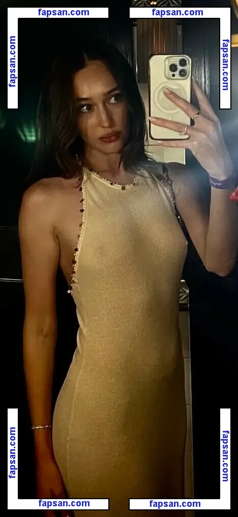 Alycia Debnam-Carey nude photo #0555 from OnlyFans