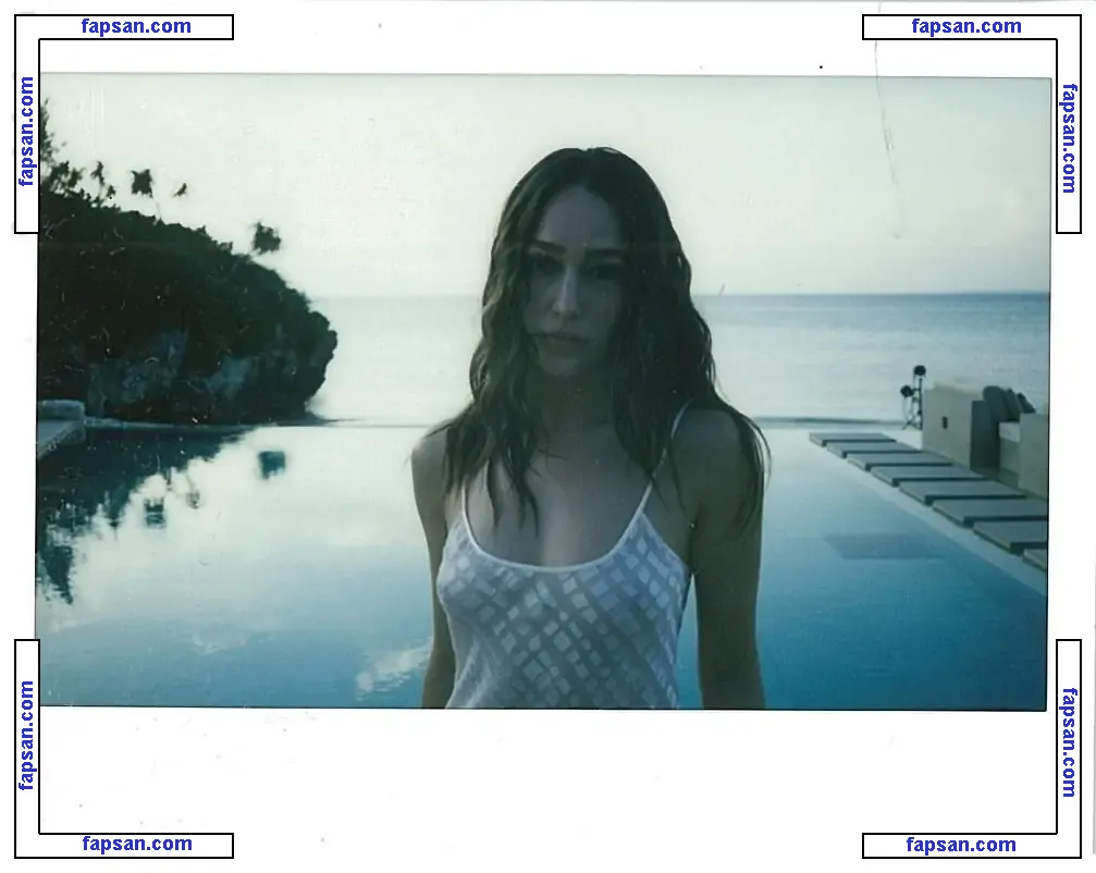 Alycia Debnam-Carey голая фото #0571 с Онлифанс