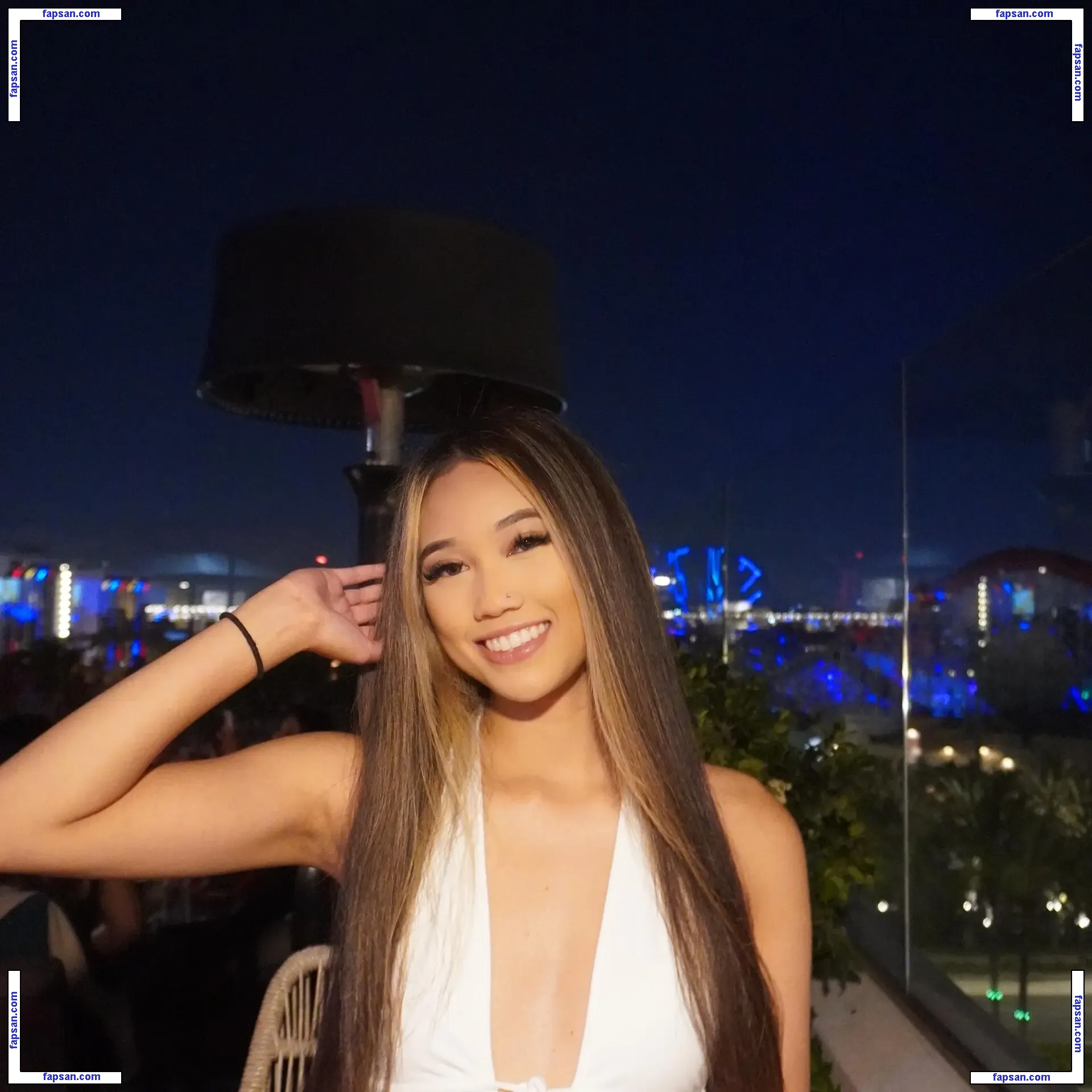 alyhxs голая фото #0009 с Онлифанс