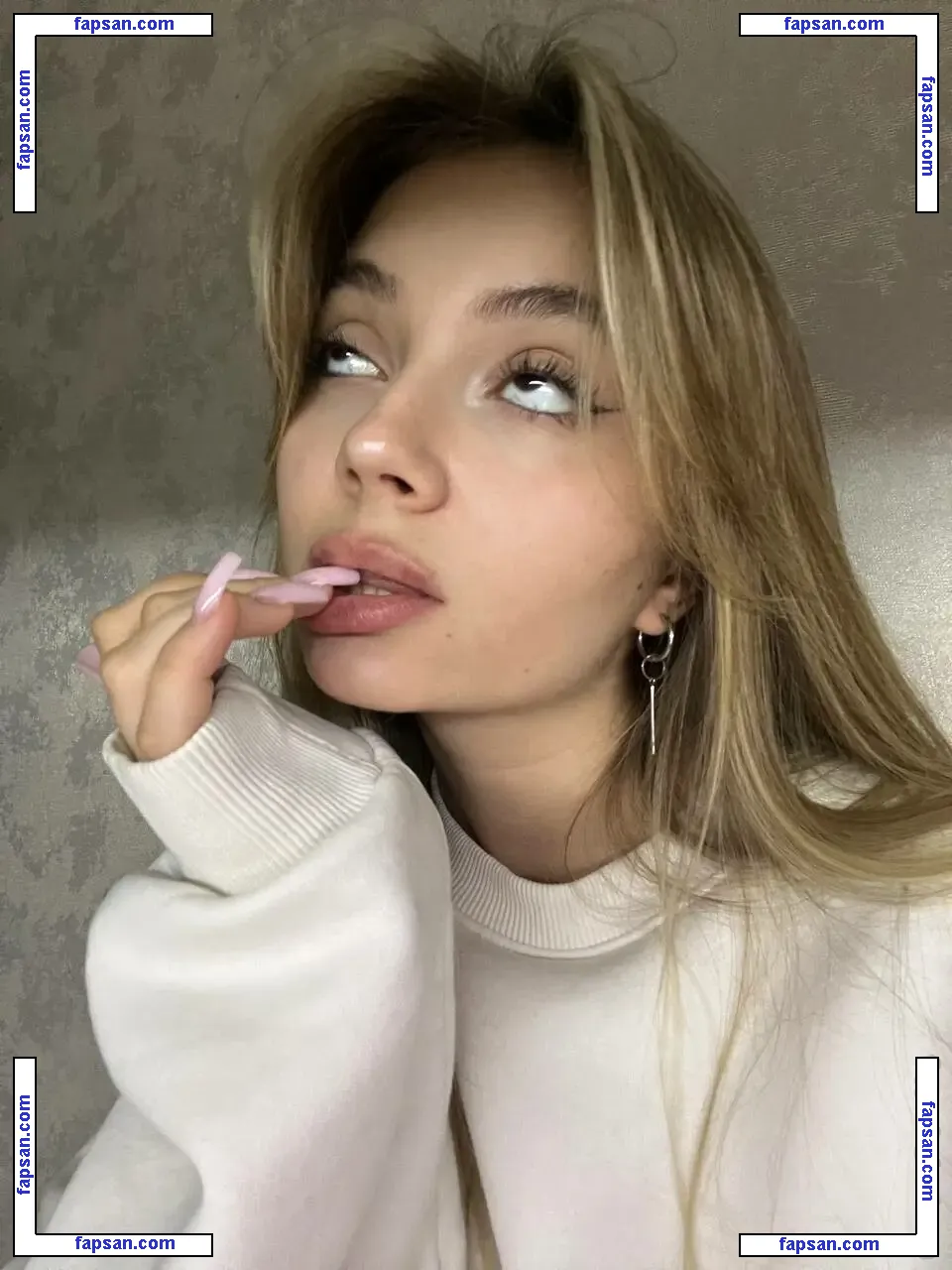 Alyona Bobrova голая фото #0024 с Онлифанс