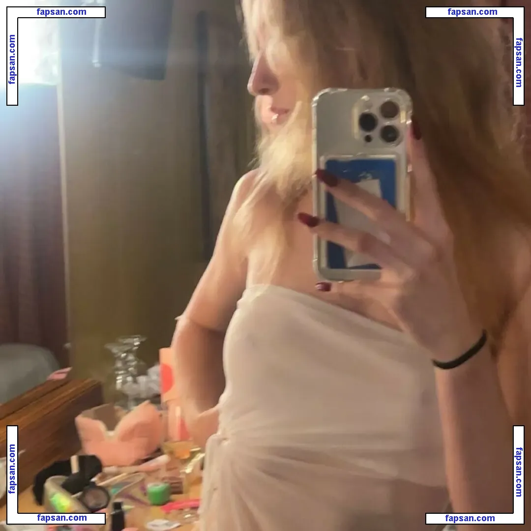 Alyssa Ryan голая фото #0005 с Онлифанс