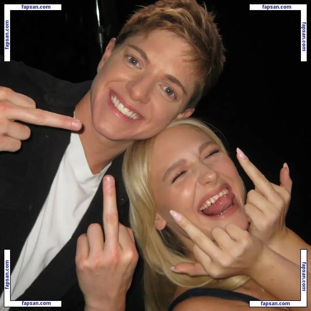 Alyvia Alyn Lind голая фото #0020 с Онлифанс