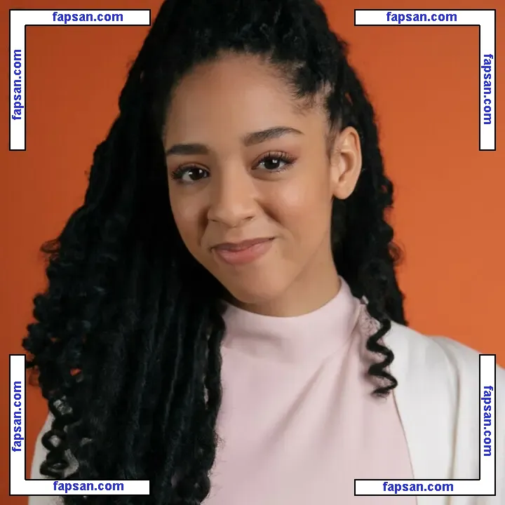 Amala Ekpunobi nude photo #0036 from OnlyFans