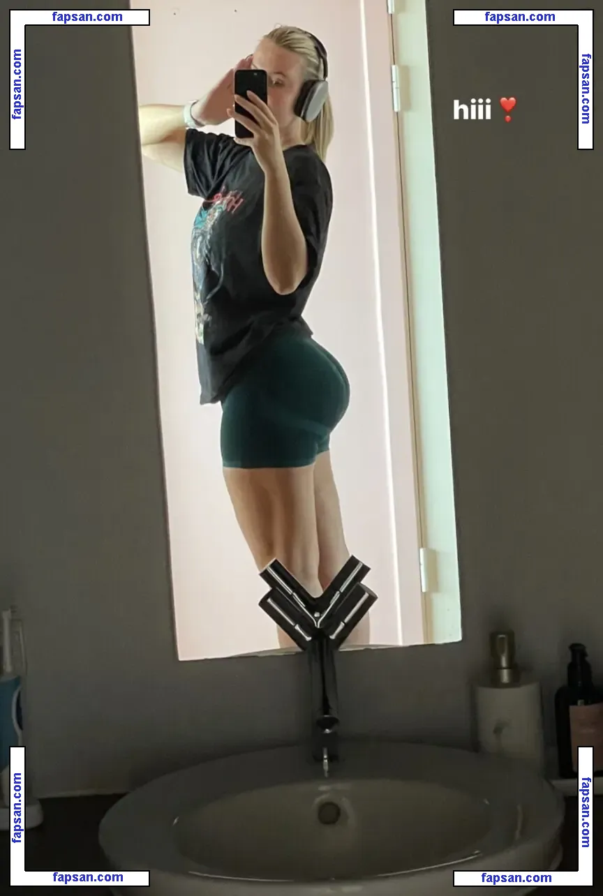 Amalie Kjeldtoft nude photo #0018 from OnlyFans