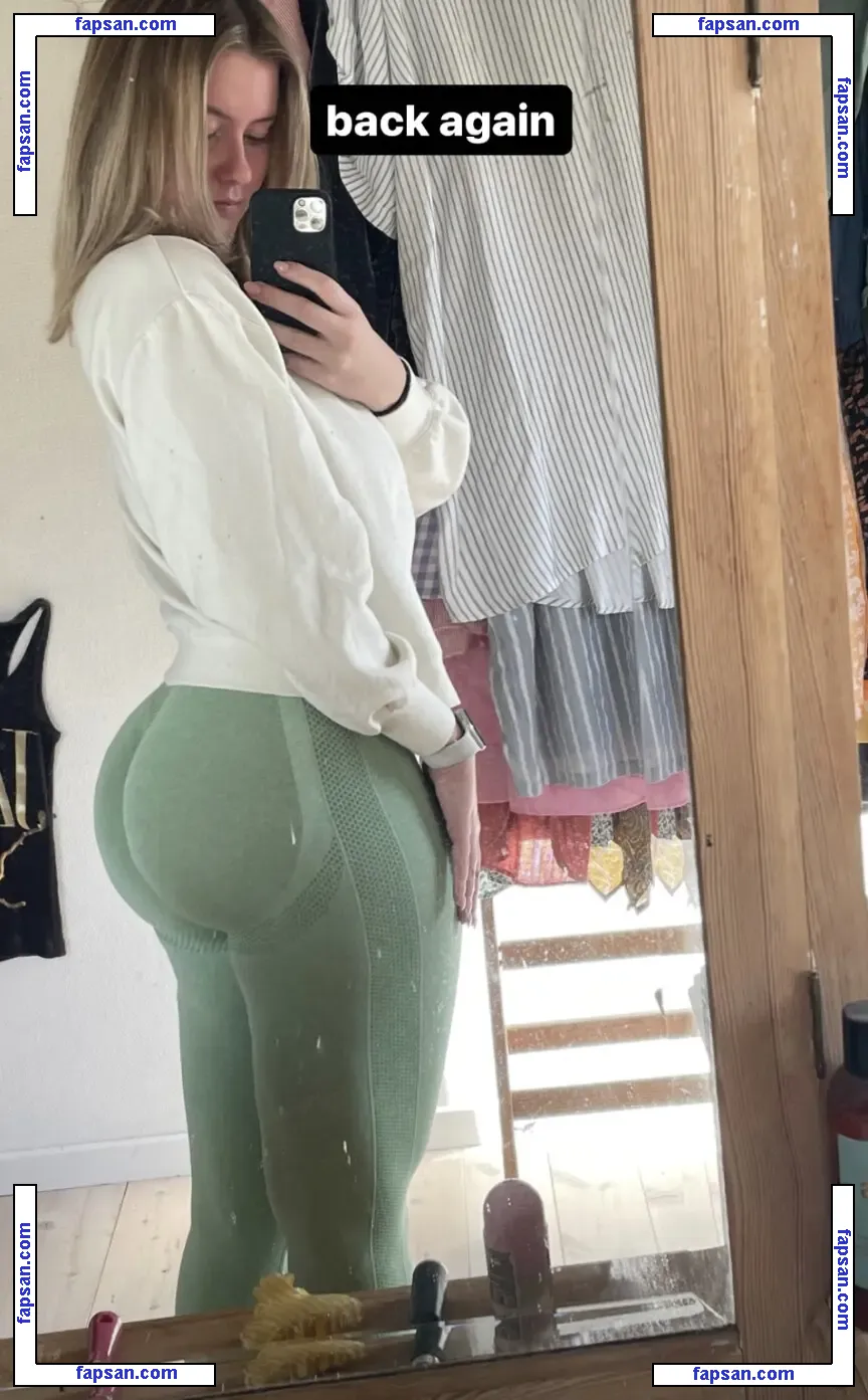 Amalie Kjeldtoft nude photo #0024 from OnlyFans