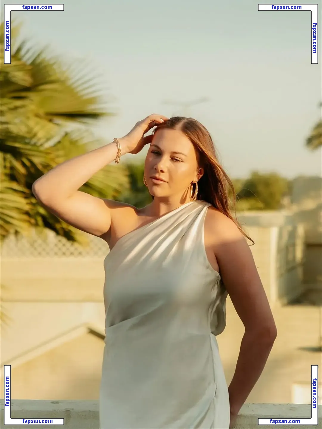 Amanda Anisimova nude photo #0003 from OnlyFans