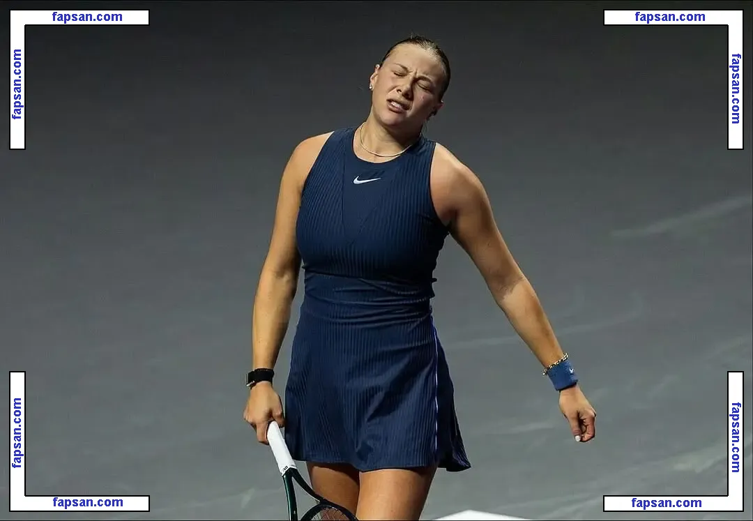 Amanda Anisimova nude photo #0005 from OnlyFans