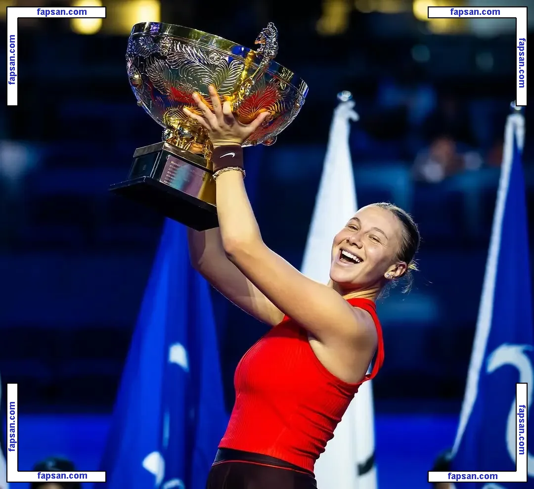 Amanda Anisimova nude photo #0011 from OnlyFans