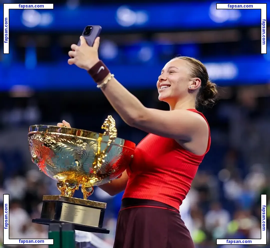 Amanda Anisimova nude photo #0013 from OnlyFans