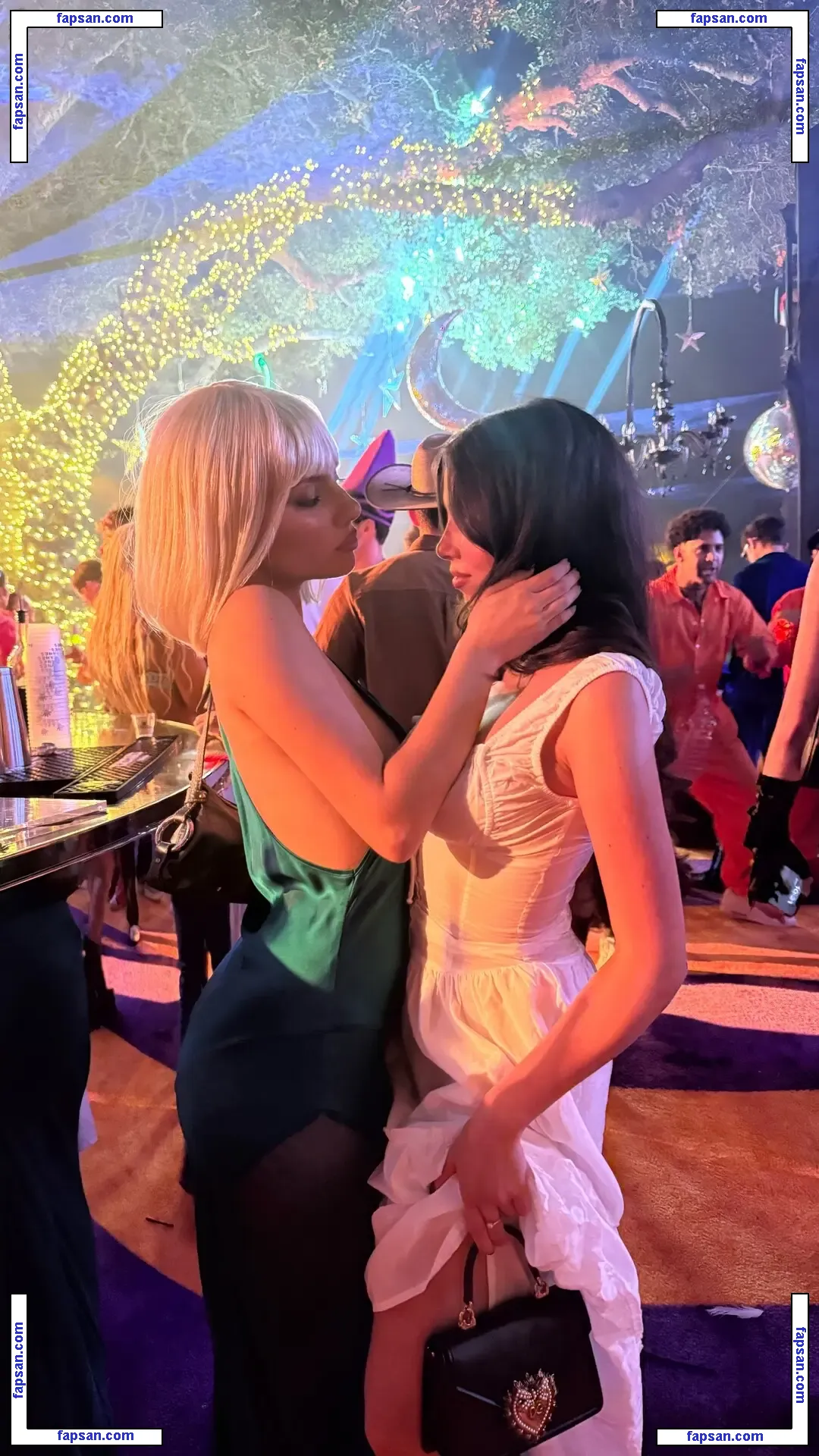 Amanda Diaz голая фото #0029 с Онлифанс