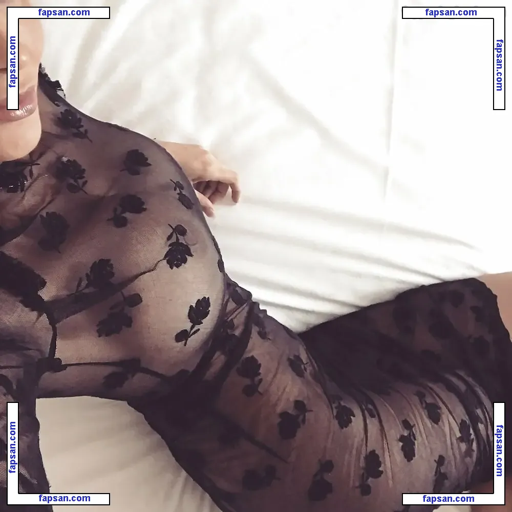 Amanda Goff nude photo #0002 from OnlyFans