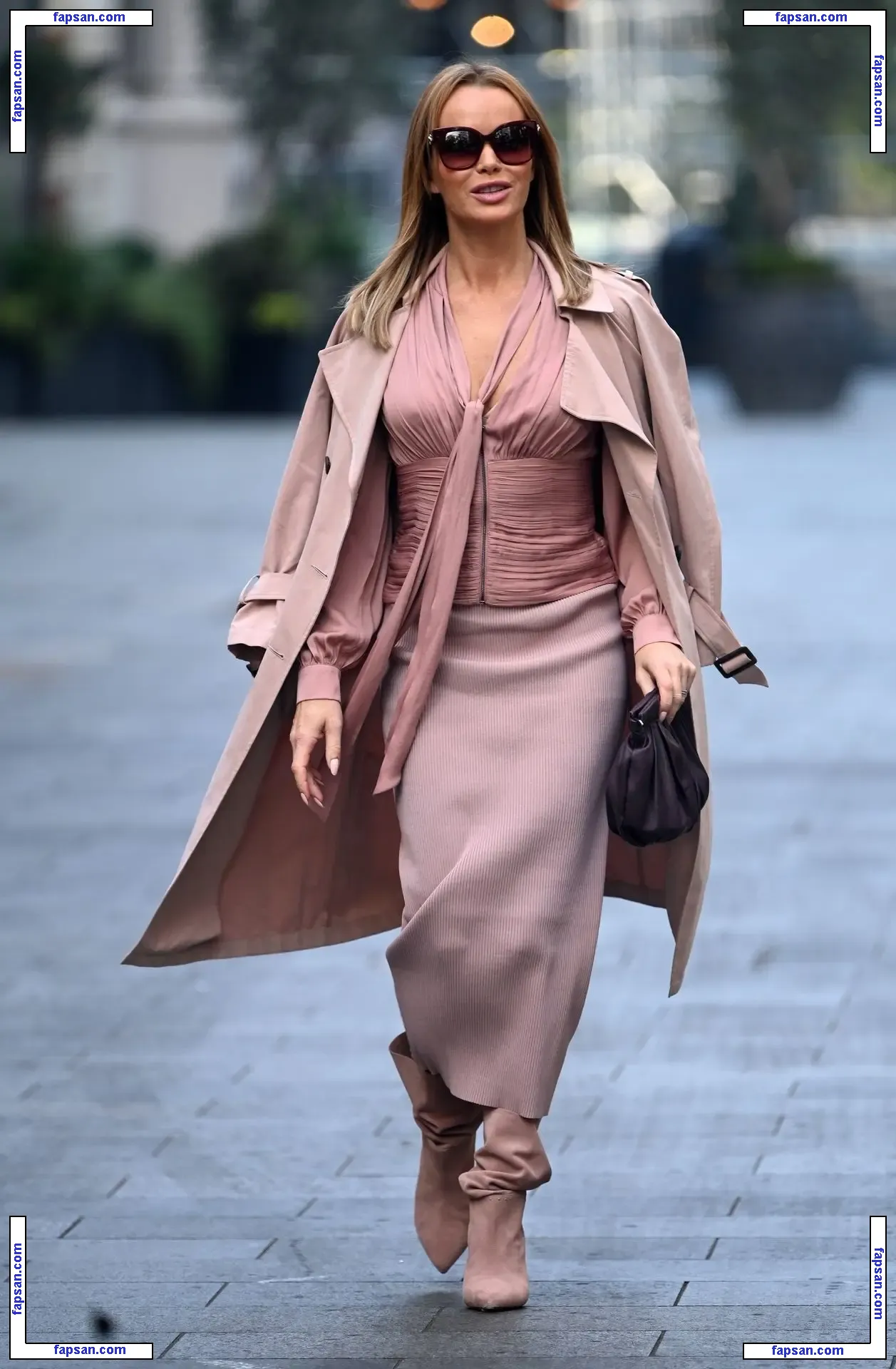 Amanda Holden nude photo #1673 from OnlyFans