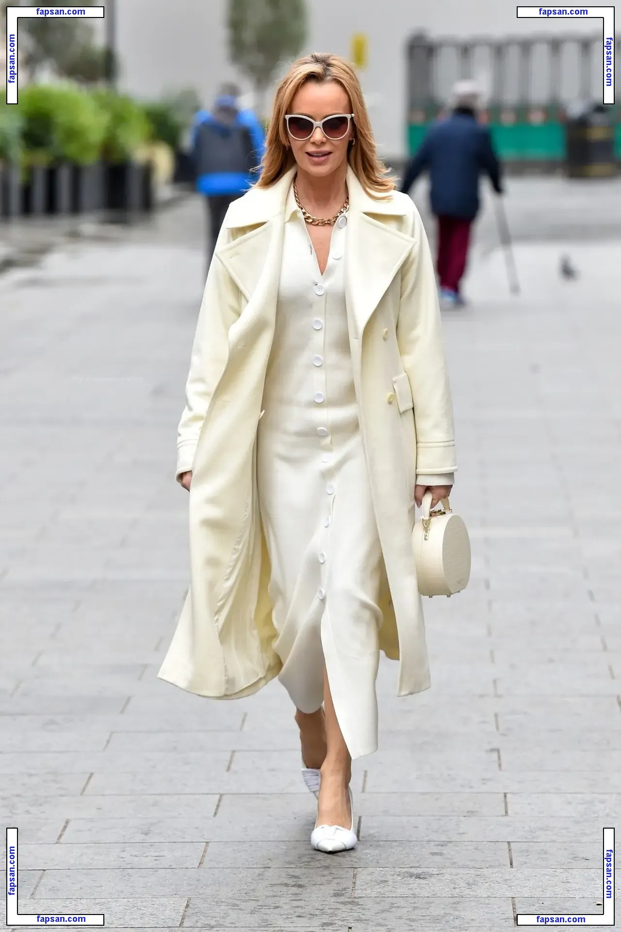 Amanda Holden nude photo #2256 from OnlyFans