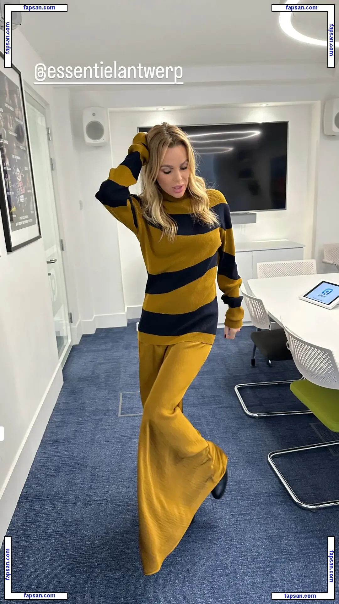 Amanda Holden nude photo #4621 from OnlyFans