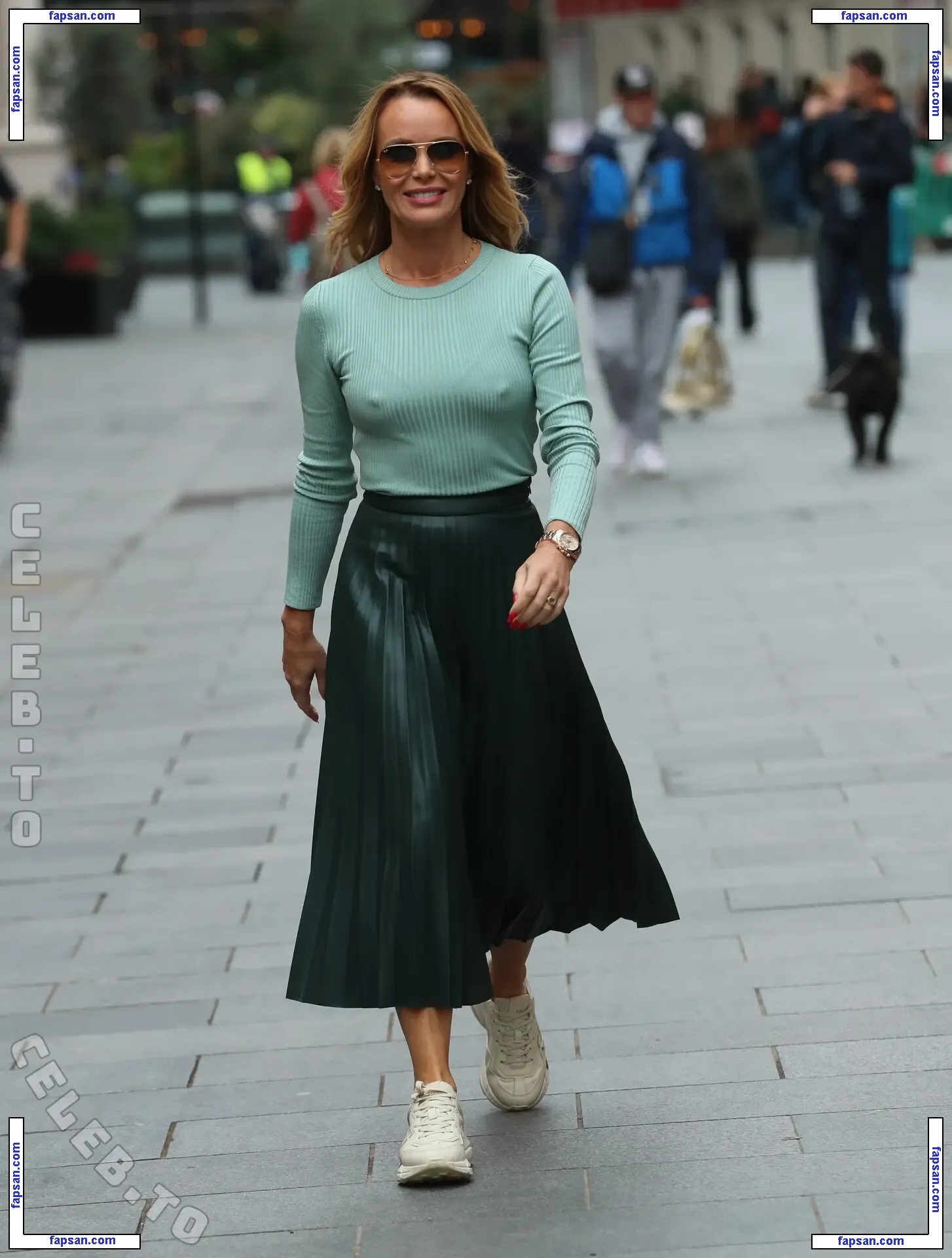 Amanda Holden nude photo #4891 from OnlyFans