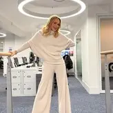 Amanda Holden nude #4922