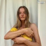 Amanda Norgaard nude #0016