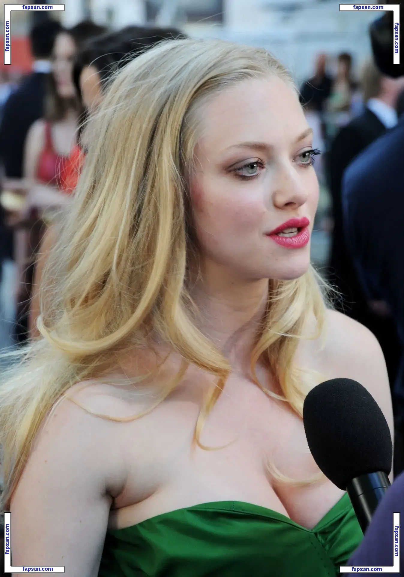 Amanda Seyfried nude photo #0701 from OnlyFans