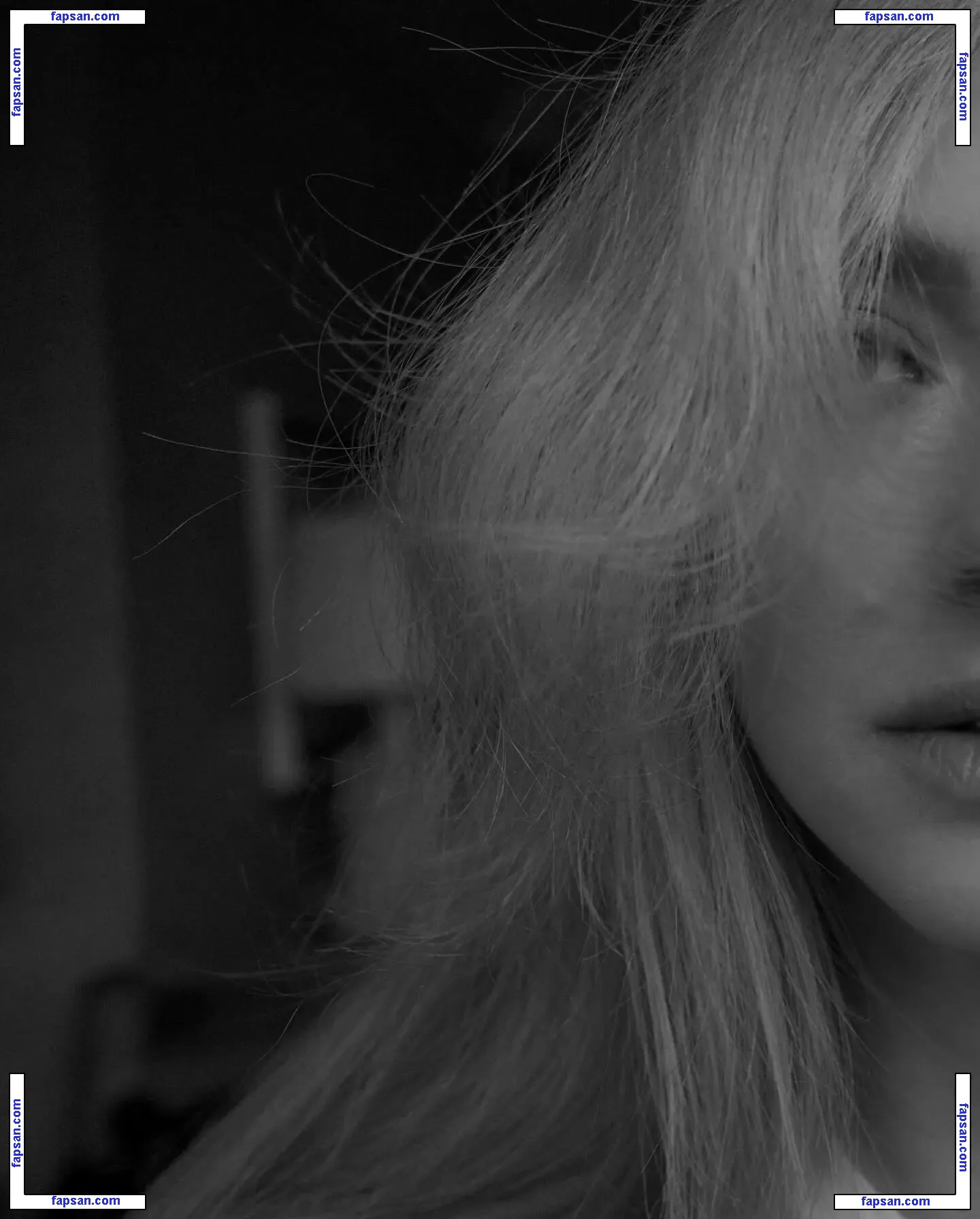 Amanda Seyfried nude photo #1150 from OnlyFans