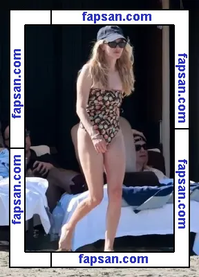 Amanda Seyfried nude photo #1159 from OnlyFans