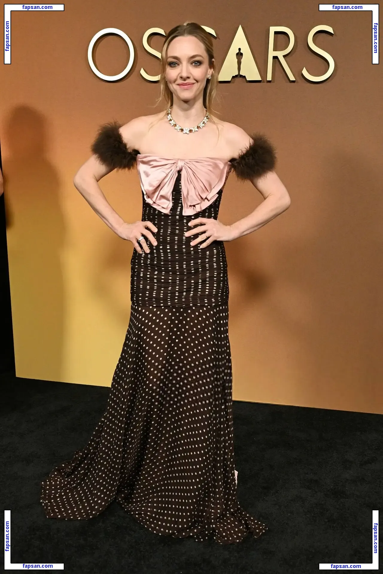 Amanda Seyfried голая фото #1173 с Онлифанс