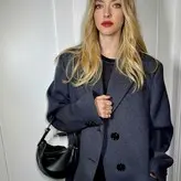 Amanda Seyfried голая #1200