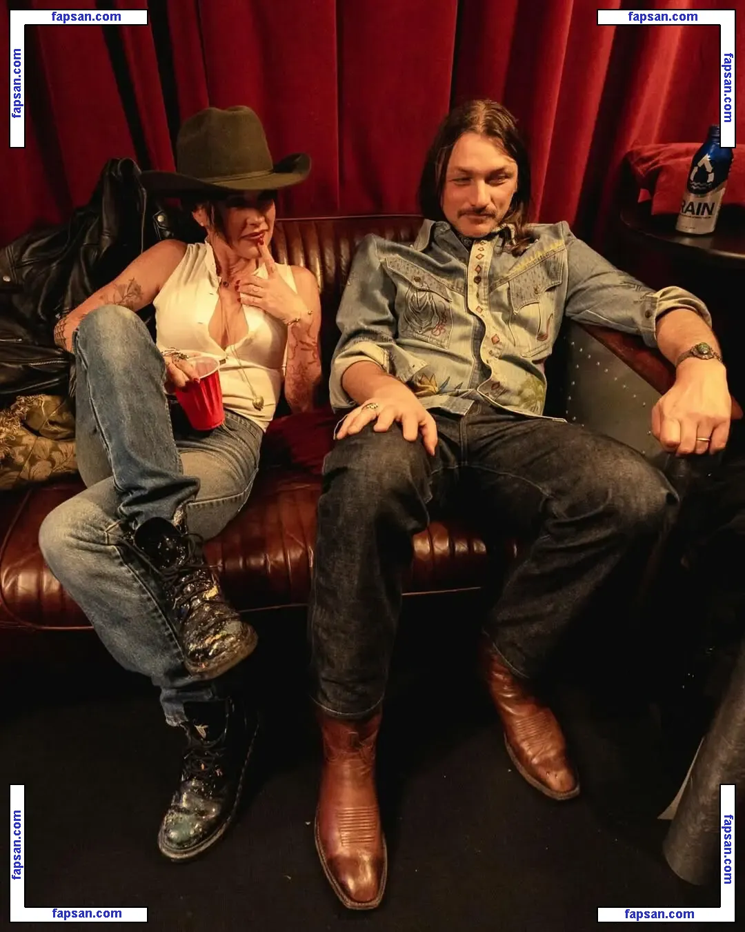 Amanda Shires голая фото #0008 с Онлифанс