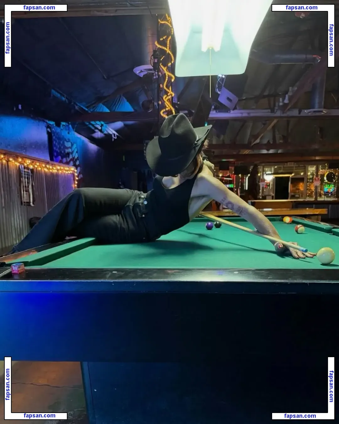 Amanda Shires голая фото #0011 с Онлифанс