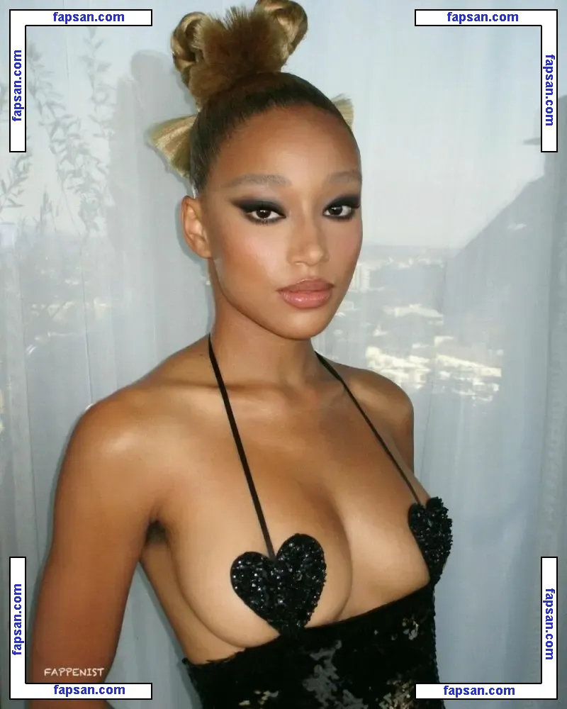 Amandla Stenberg nude photo #0155 from OnlyFans