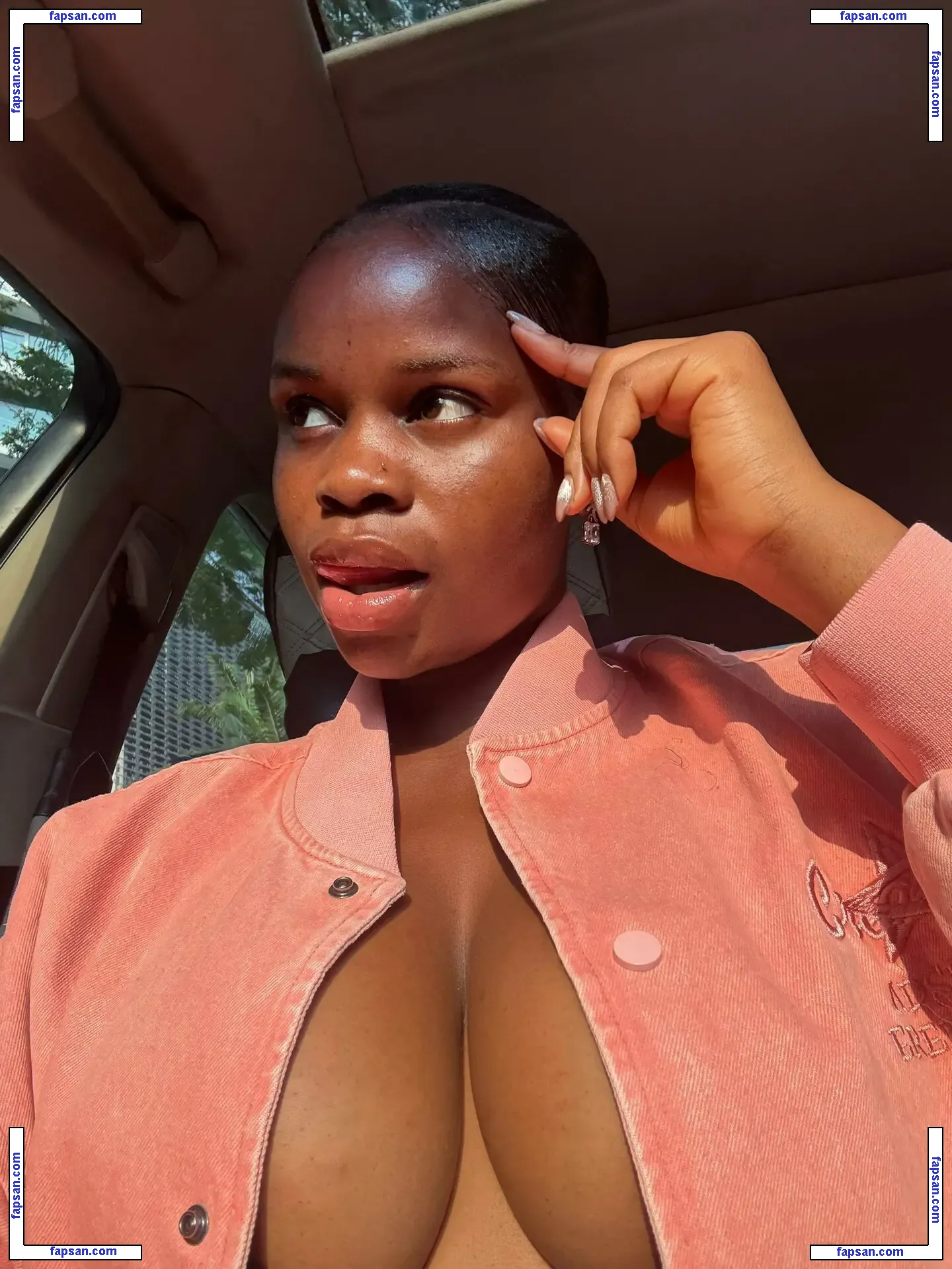 amarachija голая фото #0002 с Онлифанс