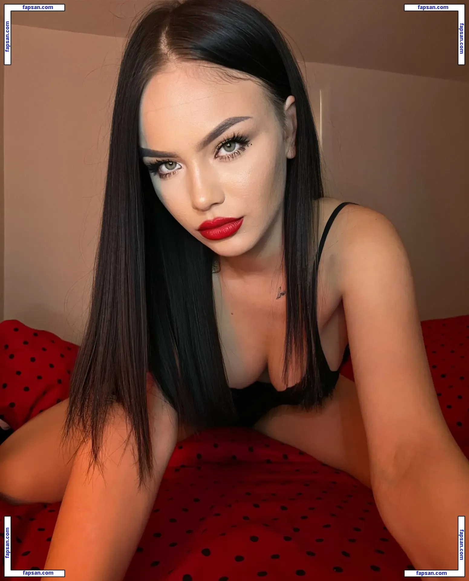 amariaaaaaa_69 nude photo #0006 from OnlyFans