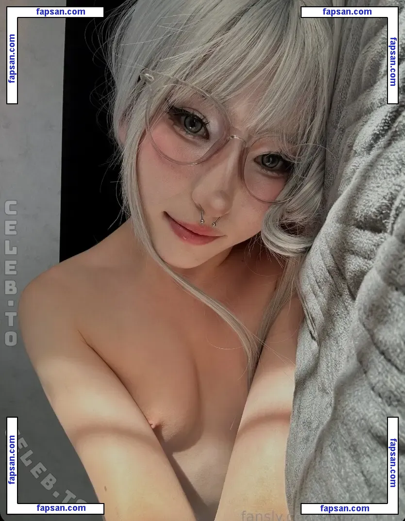 amatemure.kira nude photo #0003 from OnlyFans